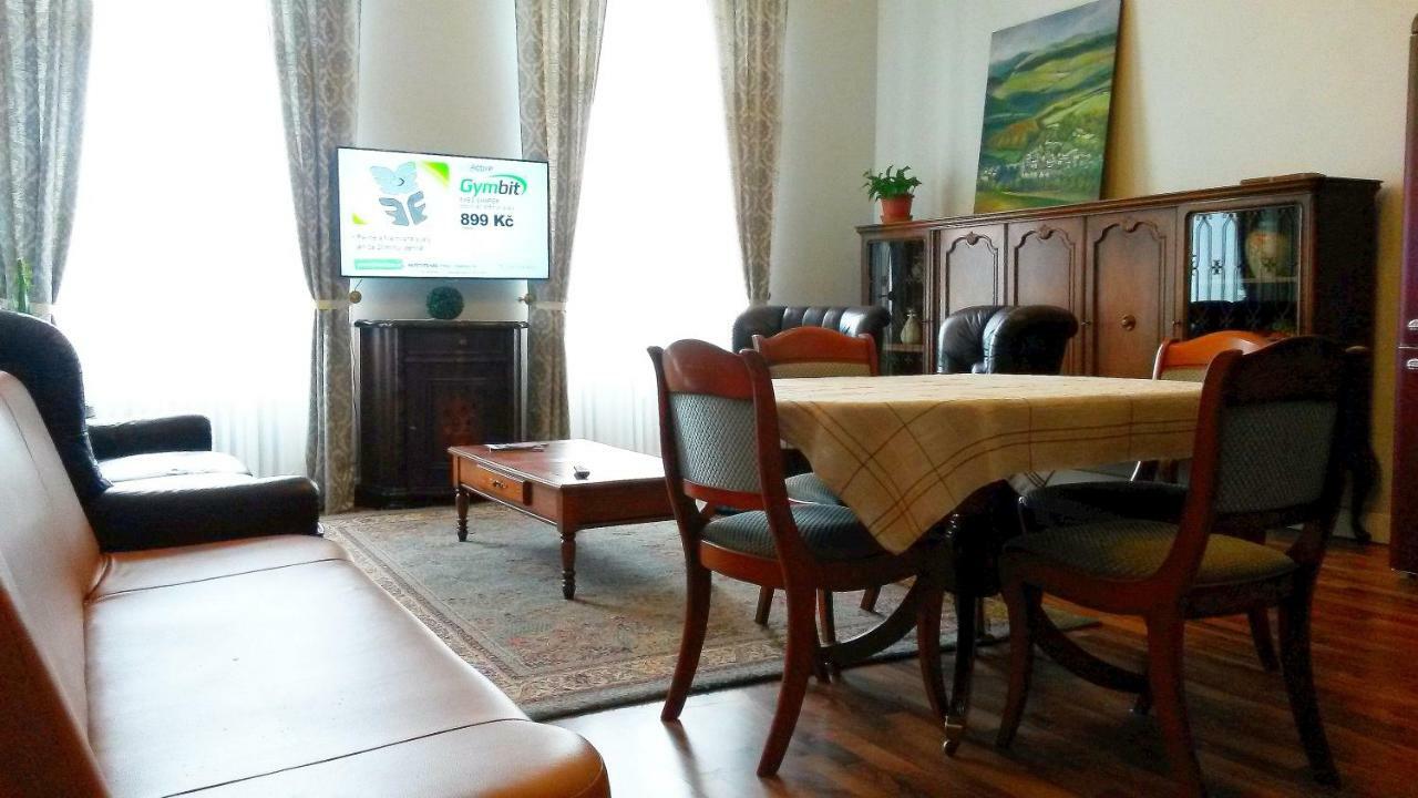 Vintage apartment Karlsbad Buitenkant foto