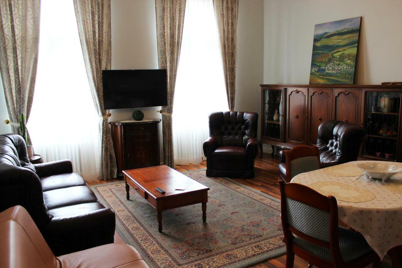 Vintage apartment Karlsbad Buitenkant foto